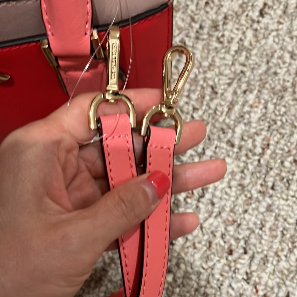 Michael Kors Mott Medium Messenger Convertible Crossbody(CORAL RF MLT)35T0GOXM2T - Picture 8 of 15